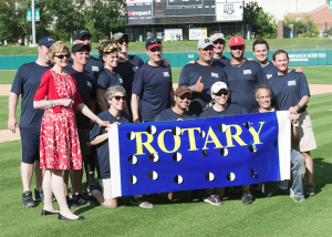 2015 Rotary softball team